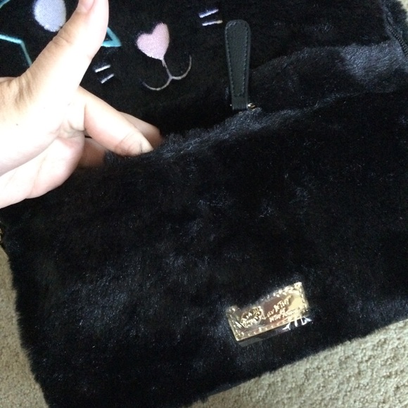 ๐HP๐ Betsey Johnson furry unicorn kitty backpack - Picture 4 of 7